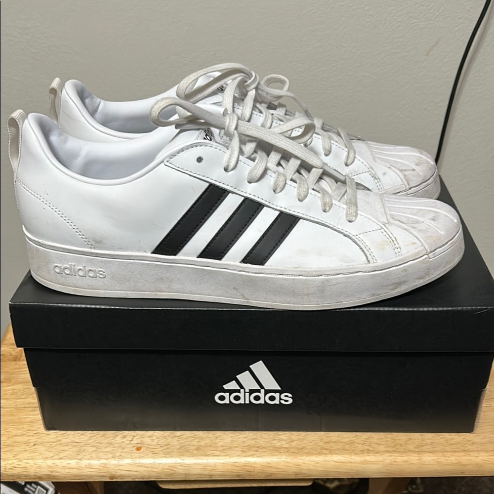 Adidas Men's White and Black Sneakers